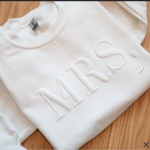 White 'MRS.' Crewneck